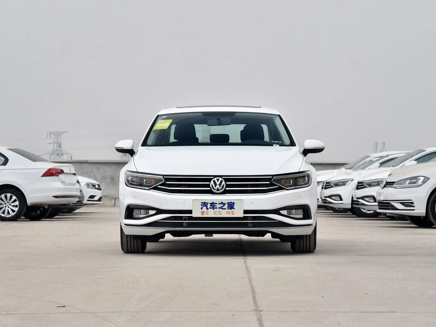 imgi_72_2020-V-Olkswagen-Magotan-280tsi-DSG-Comfort-Edition-Sedan-Vehicle 2026 Volkswagen Magotan Gte Premium Edition– Ships Worldwide From China | Order Cars From China - Acheter des véhicules chinois au Sénégal - Image 1
